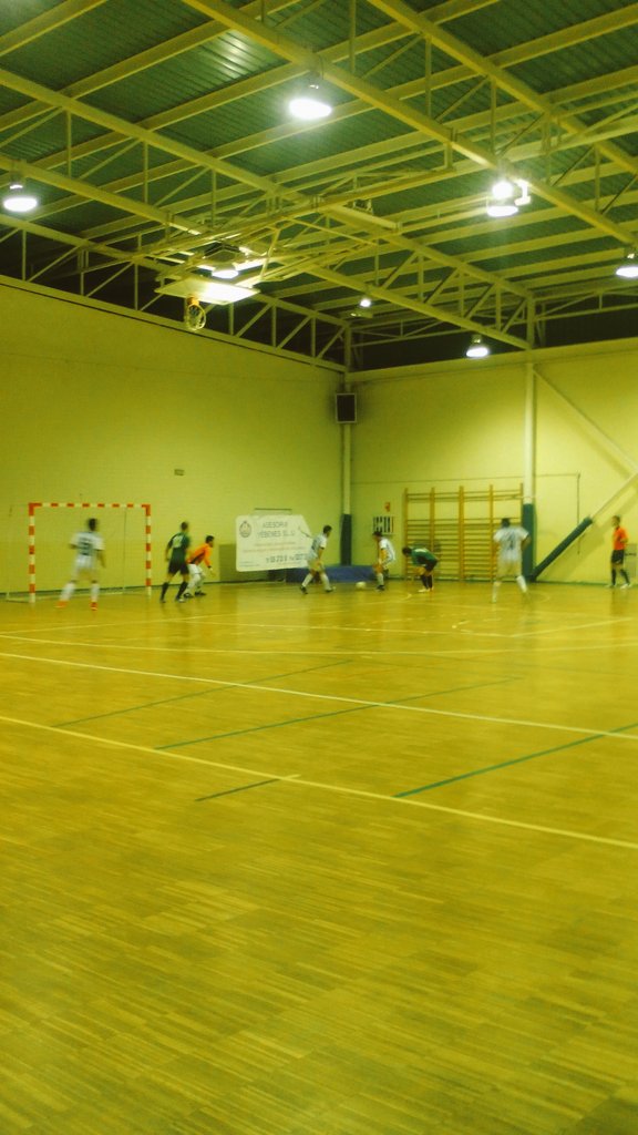 Final y victoria en El Municipal (5-3). Tres puntos de oro y seguimos en la lucha.
Lo merecíamos.