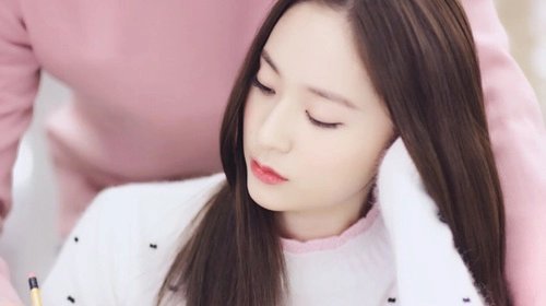 soojungifs's tweet photo. https://t.co/noVmLbwIQn