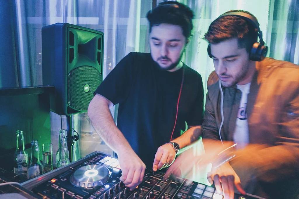 MikeyDeleasa's tweet image. Going in...