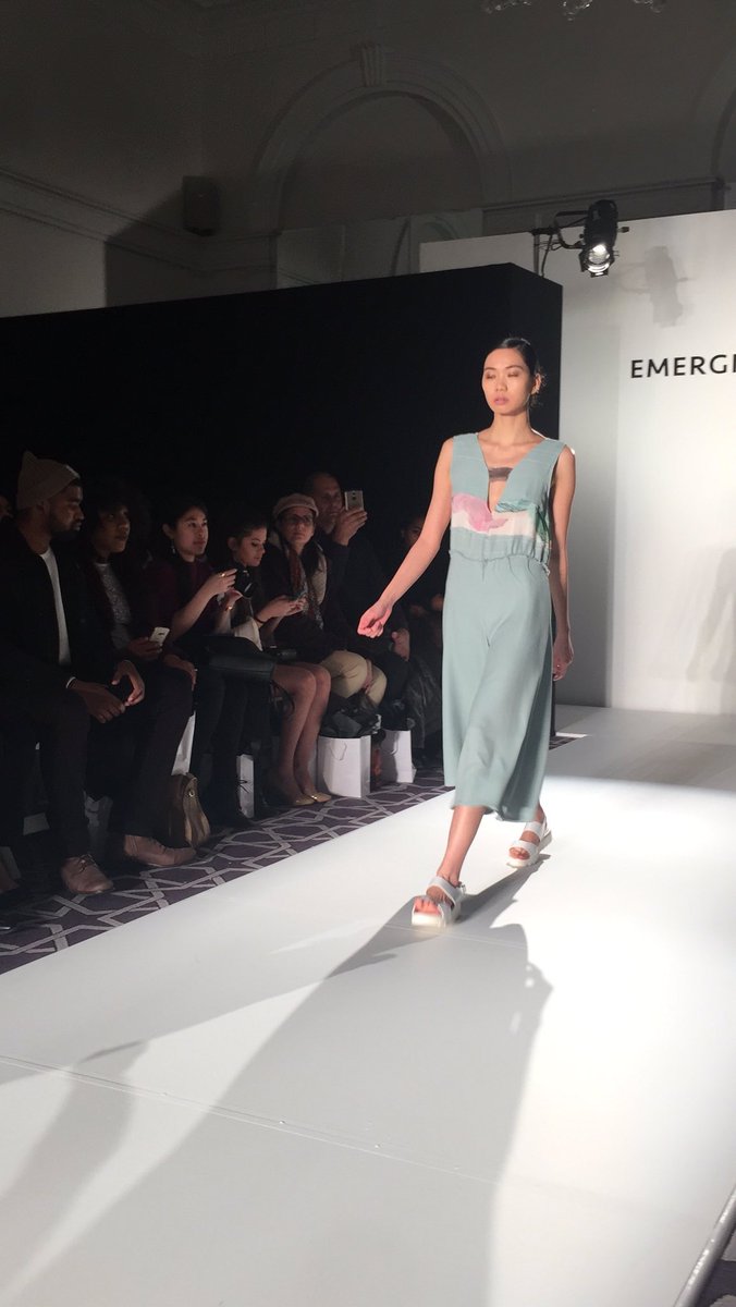 harrington_ally's tweet photo. @fgnyfw
#nyfw
#fgnyfw 
#fw16
#emergingdesigners https://t.co/9mQy2ECdtD