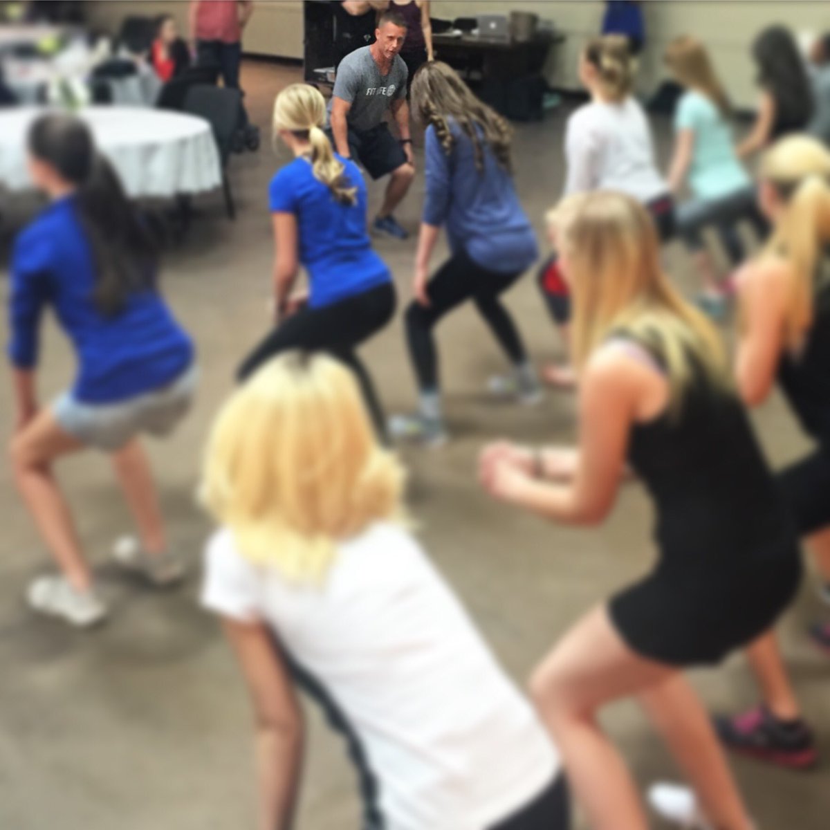 missazorg's tweet photo. @scottkeppel with @FitLife120GAZ here at #MAOcrashcourse #fitlife #missarizona #workout #squatlife #girlswholift https://t.co/cgjGqgwgfh