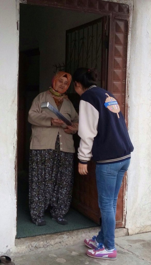 Anne,bir evladın en büyük sevgilisiyse bugün de analarımızın yanındayız.
Ey şehidim! Emanetin emanetimizdir.