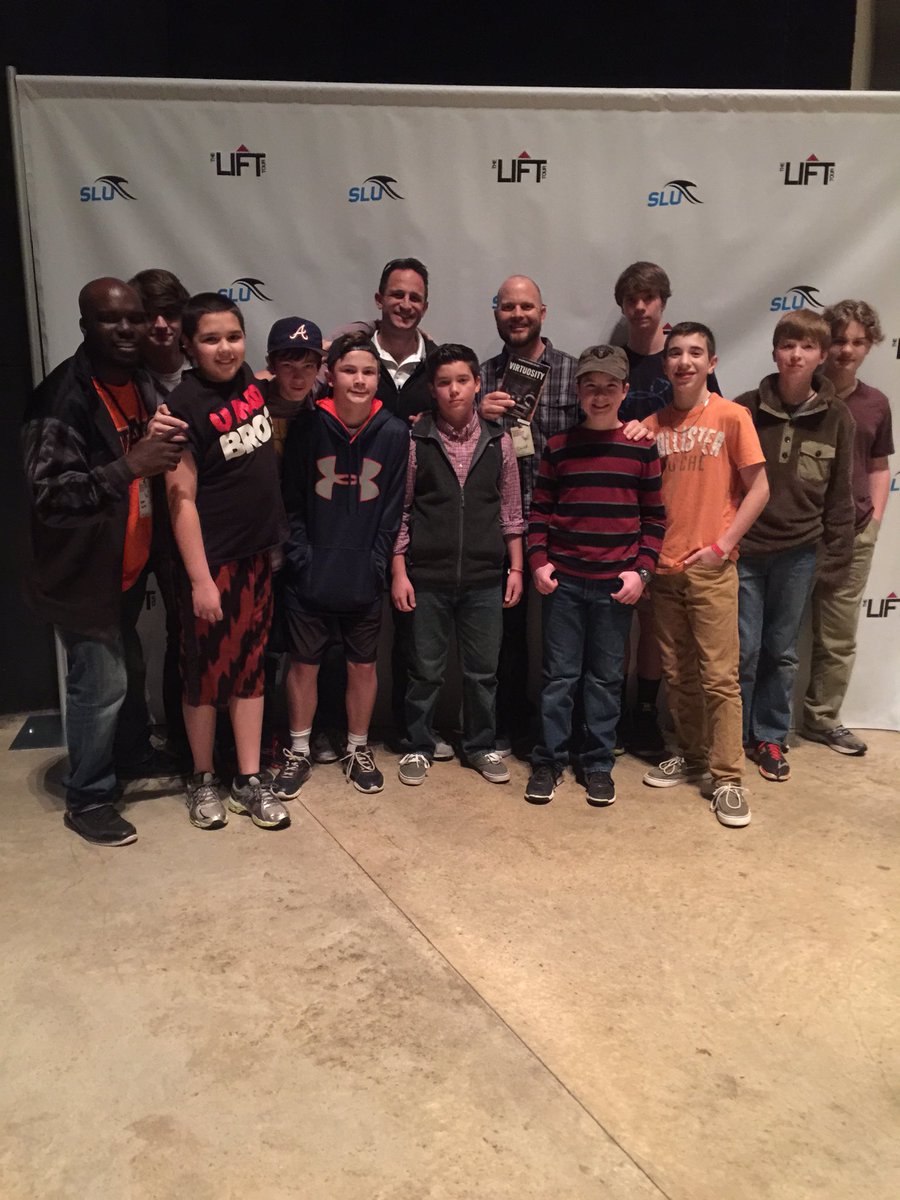 DavidOswalt's tweet photo. These young men got to meet @brianmills247 the Co-Author of @VIRTUOSITYbook that they're going through this Spring! https://t.co/fx5cl8udCg