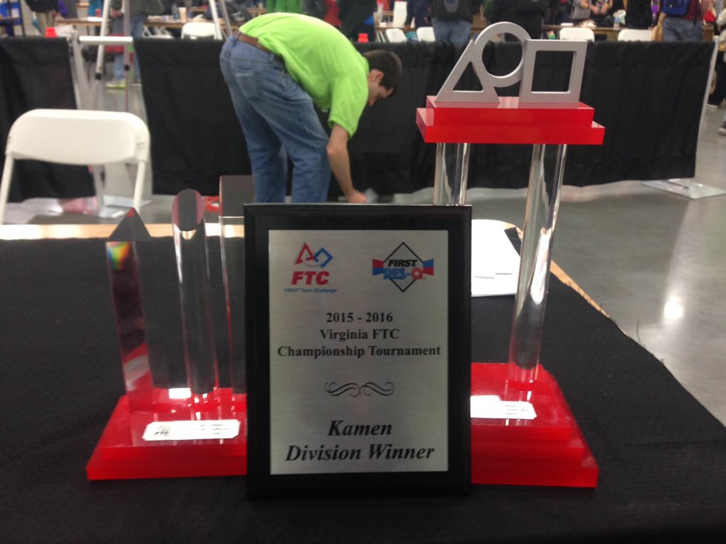TeamGearedUP's tweet photo. 1st Place Inspire + Finalist Alliance + Kamen Division Winner! WOW! Lots of hard-work and fun! #FTCRules https://t.co/5KqsWBaUPL