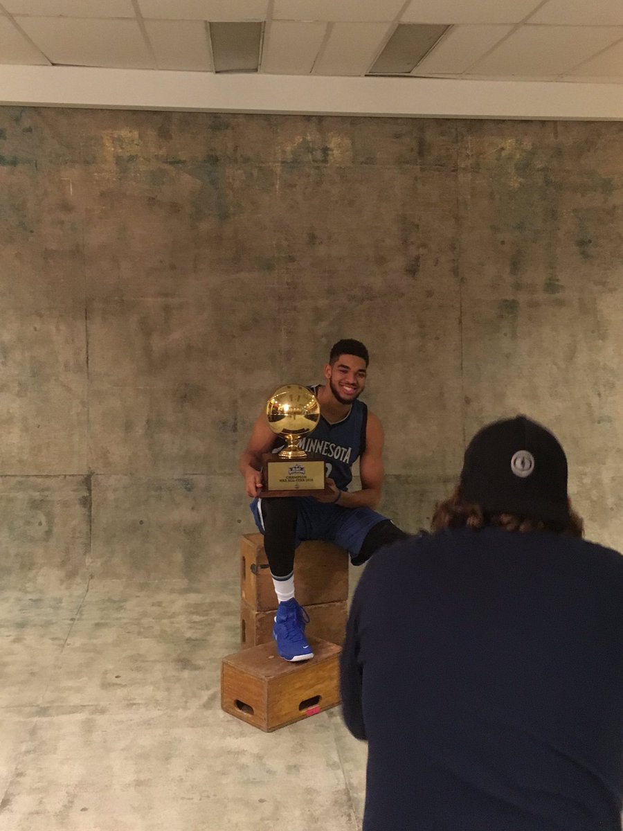 Twolves_PR's tweet image. #Twolves Takeover. #RisingWolves