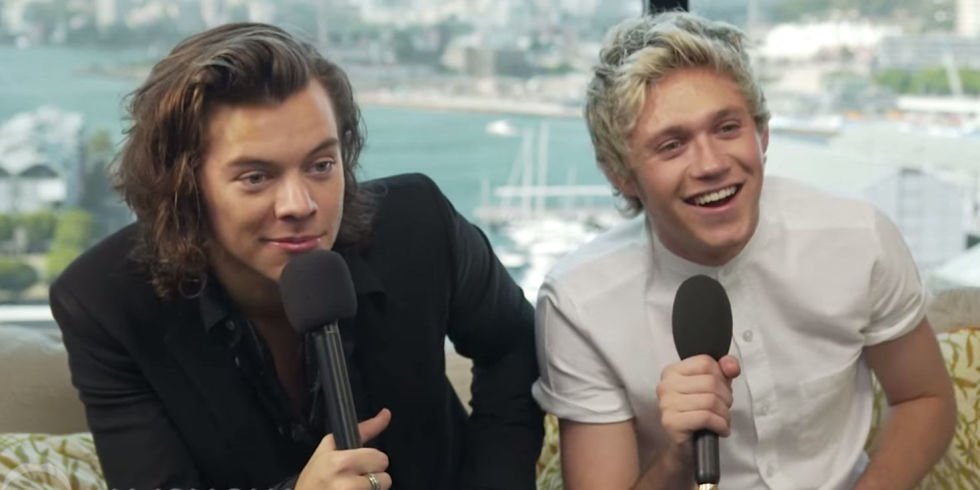 sugarscape's tweet photo. 12 times Harry Styles and Niall Horan were the same person https://t.co/X7ZKfbPtf7 https://t.co/Bd82ZuBOfe