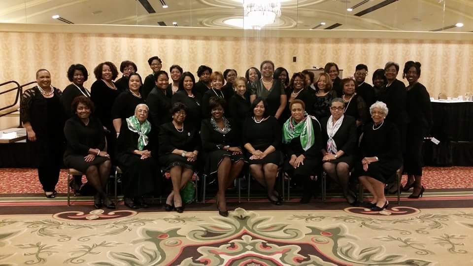 AKAEtaOmega's tweet image. @AKAEtaOmega with @AKAIntPres at the Kentucky Founders' Day celebration! #membershipmakesmesmile #AKA1908 #EtaOmega