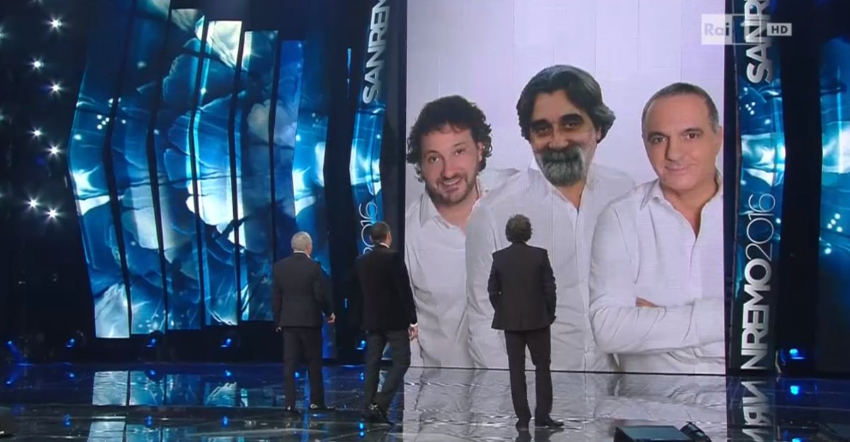MattoC6's tweet photo. Subito una tournée con Beppe Vessicchio! #Sanremo2016 https://t.co/LgWbP3774H