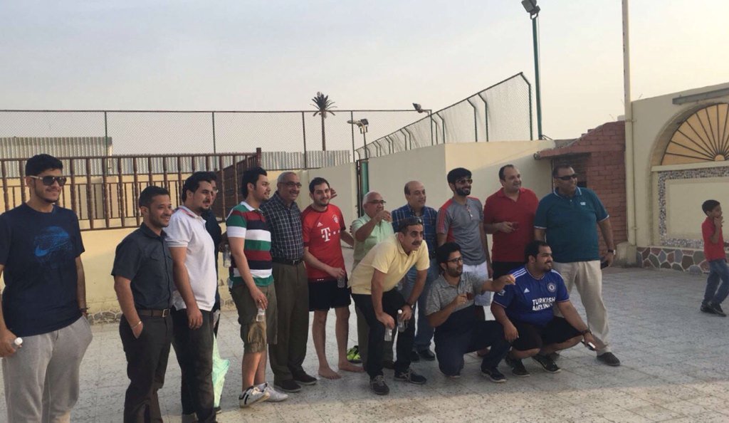 KAUFDstudent's tweet photo. ضمن برامج النشاط الطلابي لكلية طب الأسنان قامت اللجنة الإجتماعية بتنظيم اليوم المفتوح لكلية طب الأسنان https://t.co/d2GDQzjkFW