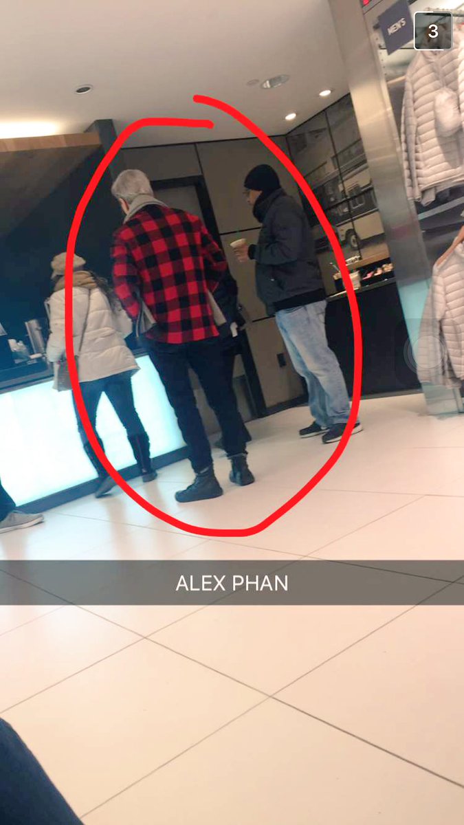 mickeeynguyen's tweet photo. A WILD ALEX PHAN APPEARED
#MakeItPop
What do you like about #AlexPhan? 😁
I luv that he cares a lot for his friends https://t.co/CKW9qYY8lt