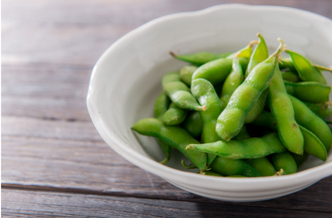 foodprintorg's tweet photo. Good ? via #ModFarm: "The US grows massive amounts of #soy. So why is our #edamame imported? https://t.co/cNSEnlVwF8 https://t.co/Csb6xfAk2z