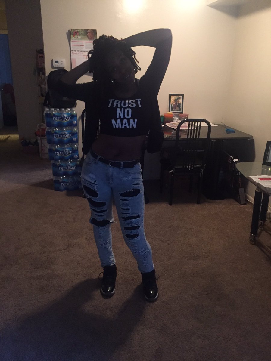 LOVEABLEMOE10's tweet photo. #Moebaby https://t.co/RJ00Pip8GW