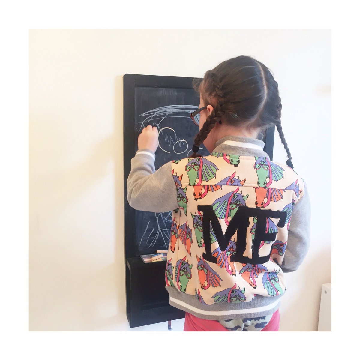 MILLYMOG tweet media