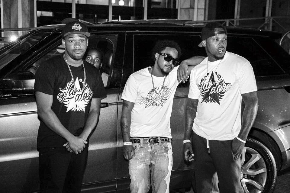 Lavalore Clothing’s pics and videos