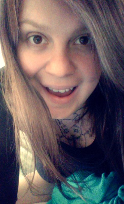 Hi I look weird. Bye. https://t.co/05tzuzKrZL<a href="/tag/retweet"class="tags"><span>#retweet</span></a>