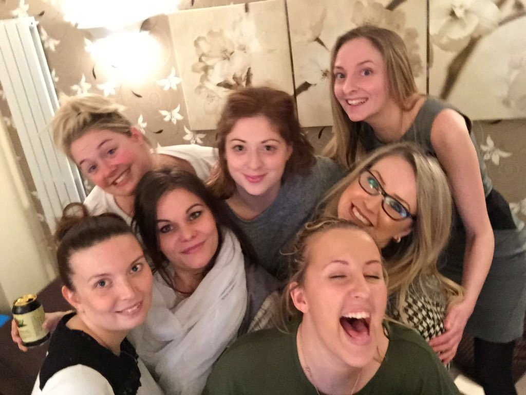 jlt_squeeze's tweet image. Girls night in this week was loads of fun 👍 lots of great pics!