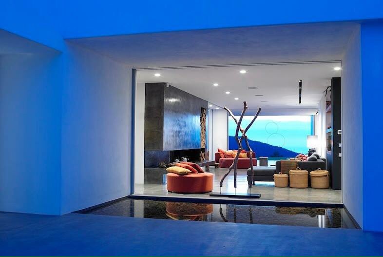 LoveIbizaVillas's tweet photo. Modern beauty.    https://t.co/Csxx1q7Vmq  #minimal #ibiza #villa #love https://t.co/sGrCGRdao5
