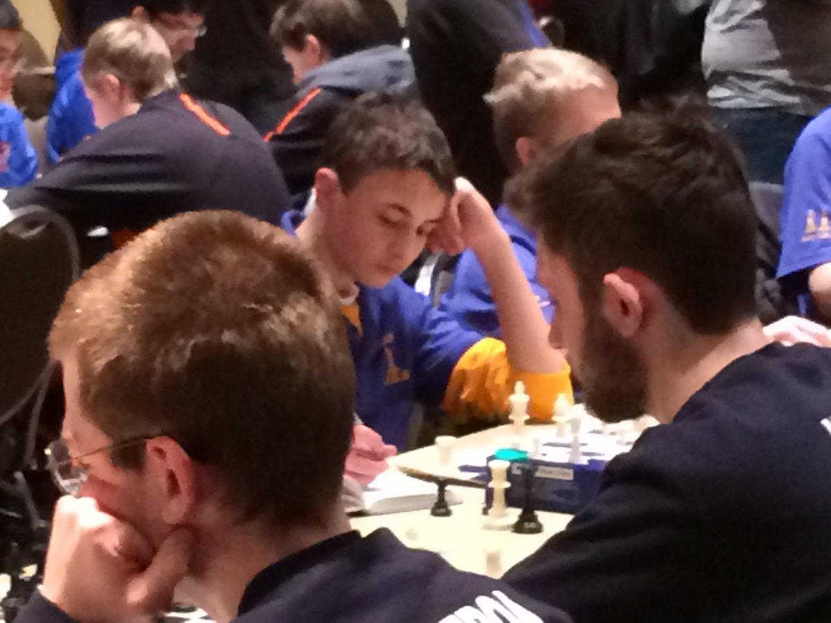 sandburgchess's tweet photo. Times Flies @IHSAState We have finished our season with 4-3! We won our division! Great season everyone! #ISHAChess https://t.co/NQjflsI2XF