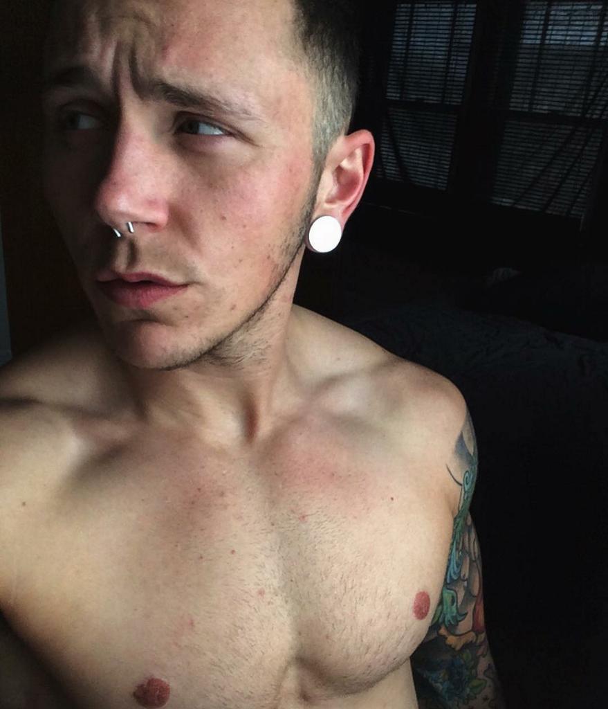 FtmTransman's tweet photo. Ricky Riis https://t.co/t8MAzOQHRf