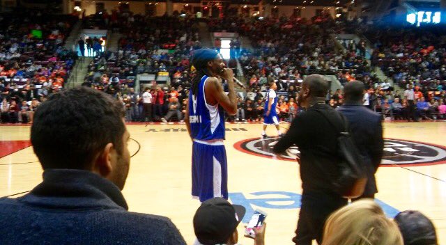 rubysahotalib's tweet photo. Enjoyed #ICANWECAN #trusnoophoop w the family, @SnoopDogg @2chainz @toliasmotivates @JoeyBats19 #youth #ballislife https://t.co/2YYdrfeccf