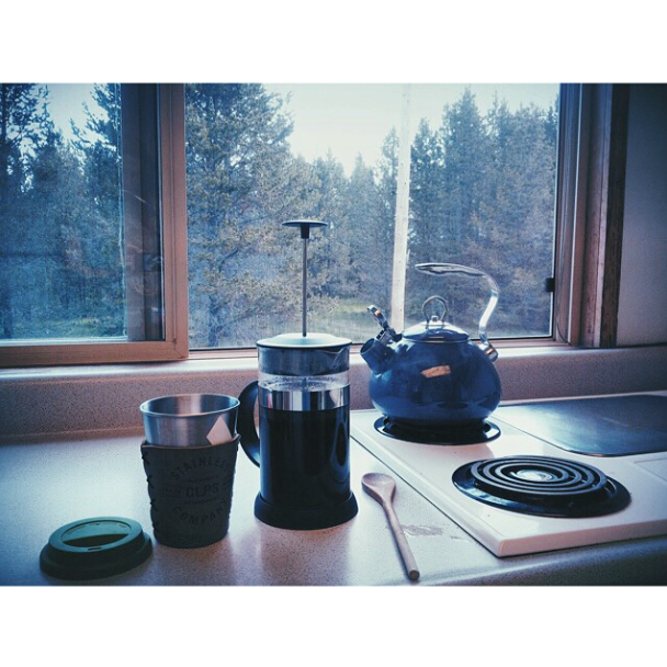CupsCompany's tweet photo. Cozy saturdays with a view #cupsco #caffeinateme https://t.co/lSehZrJyJ3