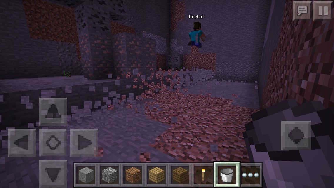 norimayo88's tweet photo. MCPEのMineBot復活！嬉しいです！！！！！！！！！！！
#マイクラ
#minecraft pe
#minebot https://t.co/CtQp52PQl0