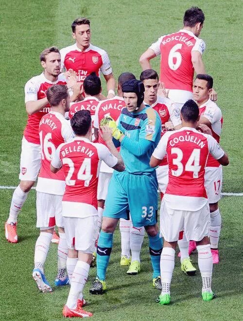davidhickman14's tweet photo. It's Match day. Come on you Gunners #Arsenal https://t.co/icUWyn1Hrv
