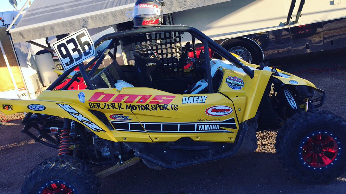daelyyyy's tweet photo. Got 6th place in the Pro 1000 today. #Pentico #yxz1000r #berzerkmotorsports #BigOtiresScottsdale https://t.co/Xi1orwUMx7