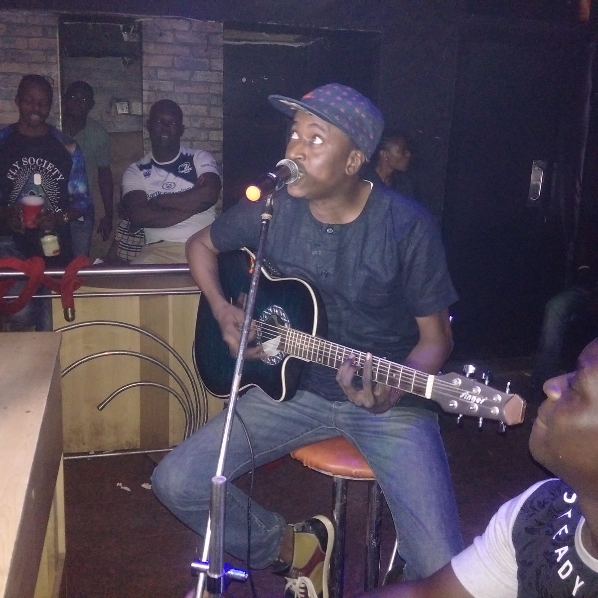 clubhazeNG's tweet photo. @gtdaguitarman holding it down at #ClubHaze #baked #CoolDown https://t.co/Rd07m66d0B