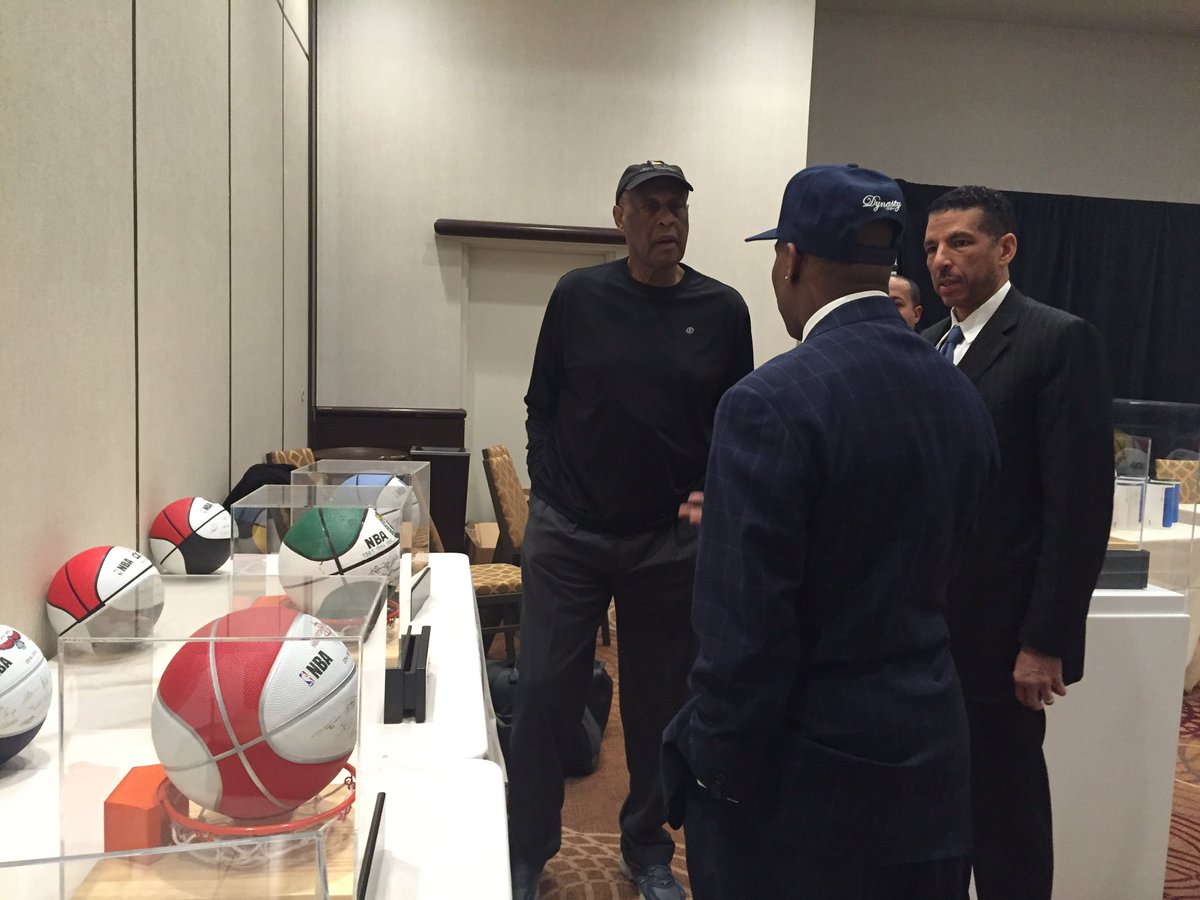 NBAalumni's tweet photo. @Dynasty_ICON speaks with 2x @NBA champion M.L. Carr at the #LegendsLounge! #NBAAllStarTO https://t.co/24tnt0n2KM