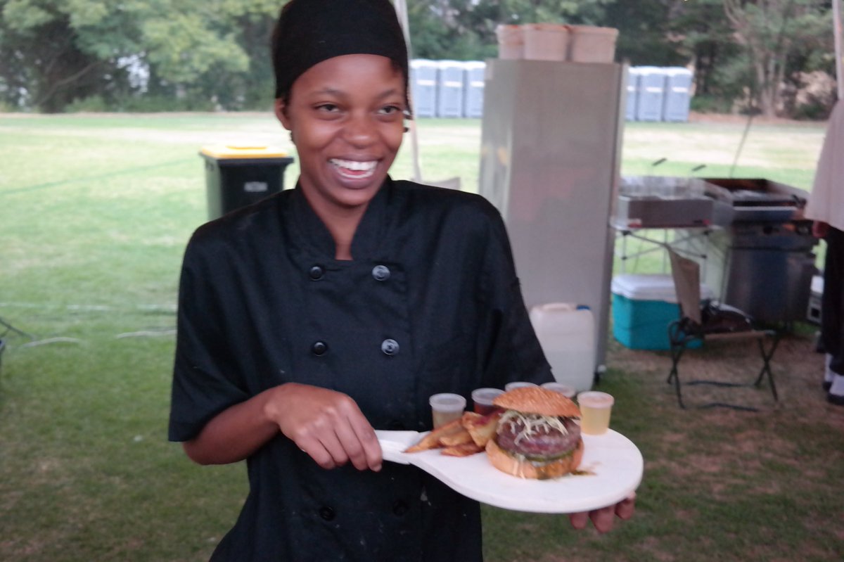 thefoodbuzzSA's tweet photo. @tre_bakerybar @theburgerfest great burgers and great staff Ruby and Daniel! https://t.co/ecdYvMzPLH