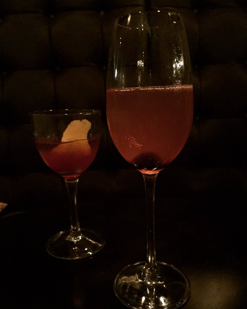theModeLounge's tweet photo. It's not too late to try our Valentine's drinks! #hotmess #frenchkiss #boise #cocktails #datenight https://t.co/oLLFT9ZVv1