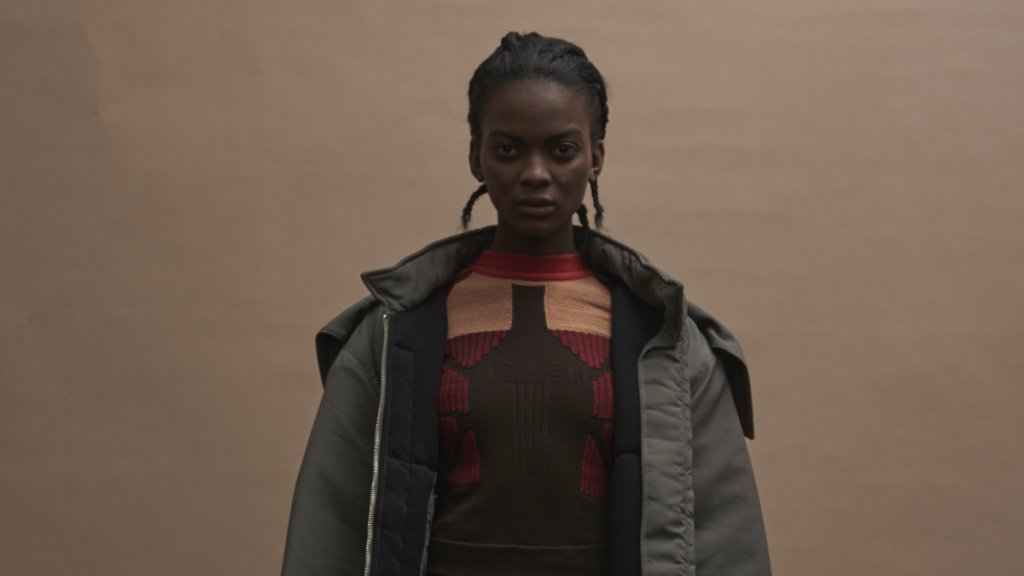 DailyBrewNews's tweet image. Kanye West Stops Time #nowplaying #techtext #tlop dailybrew.com/b/7408362