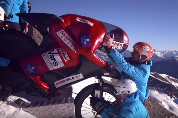 slowtwitch's tweet photo. How fast can you go on a bicycle? @EricBarone_VTT went 138.75 mph https://t.co/hmSt2EkxEg #cycling #passion https://t.co/RRpgVjzz0Q