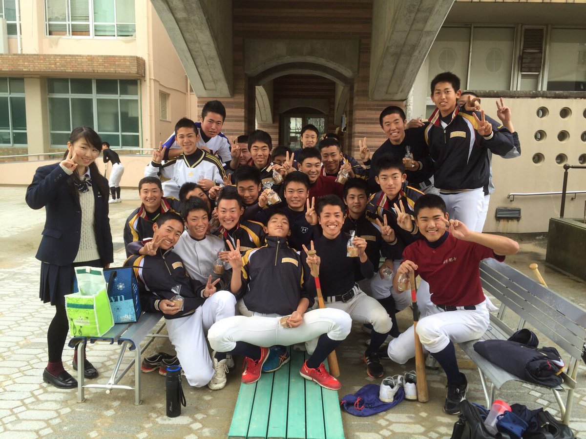 70Mkn_Base's tweet photo. バレンタイン！舞ちゃん本命受け取りました😍
三国男子ごめん♪⤴︎ https://t.co/cpHJeIe5kv