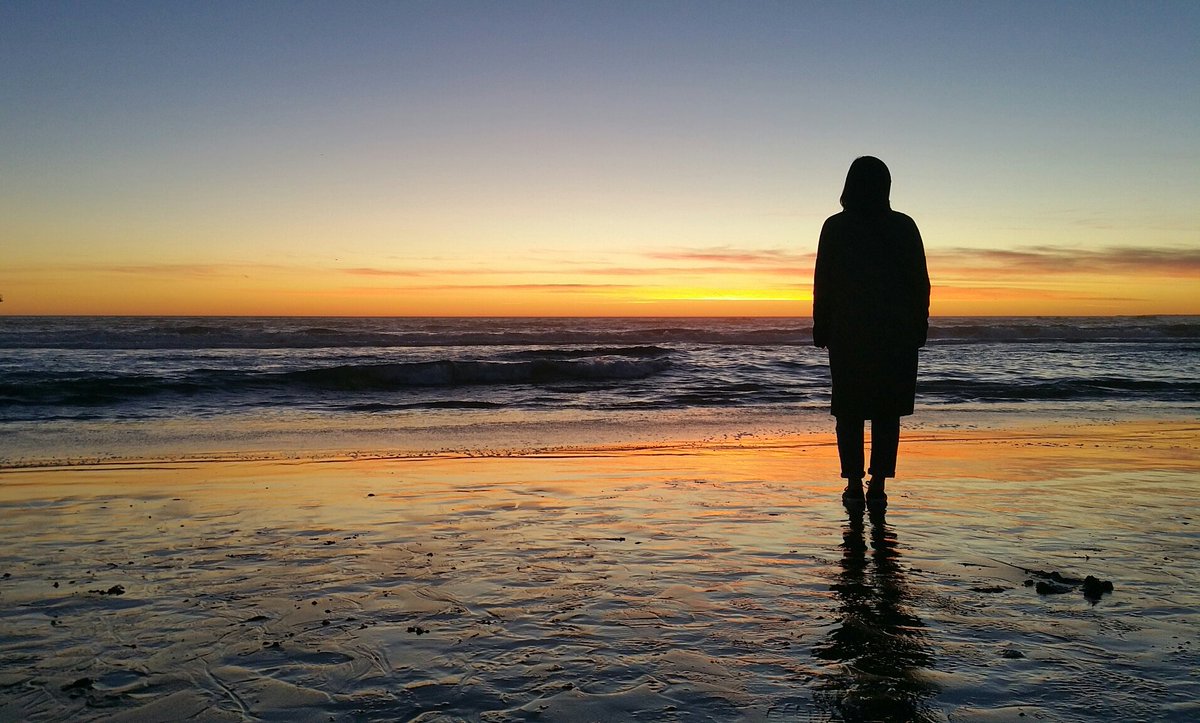 EugeneCho's tweet photo. Invest in your soul.Read the Word. Pray. Embrace silence. Go for a walk. Laugh with friends. Soak in God's creation. https://t.co/Rkv7PHHqzD