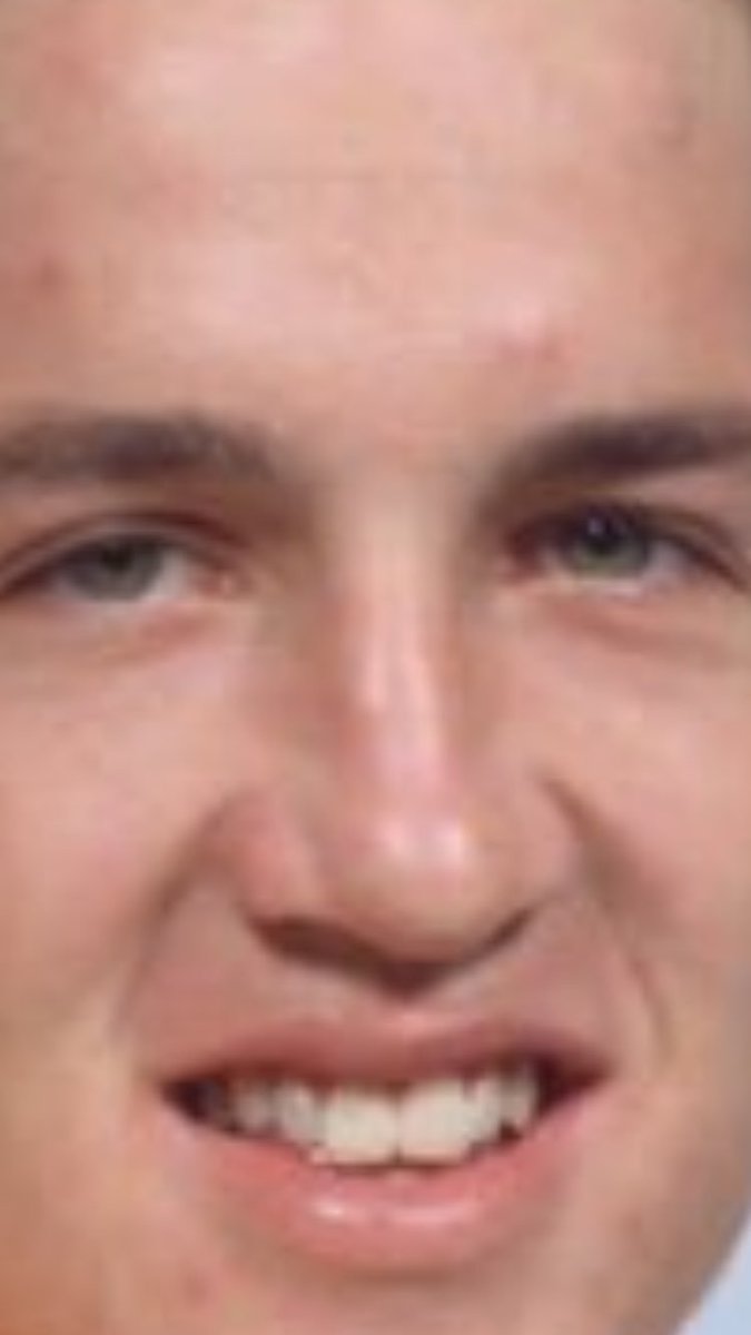 peanutoilz's tweet photo. Does this look like the face of a sexual predator? You decide! #SexualHarassmentIsNOTokay #PeytonManning https://t.co/8pO2qF7Imx