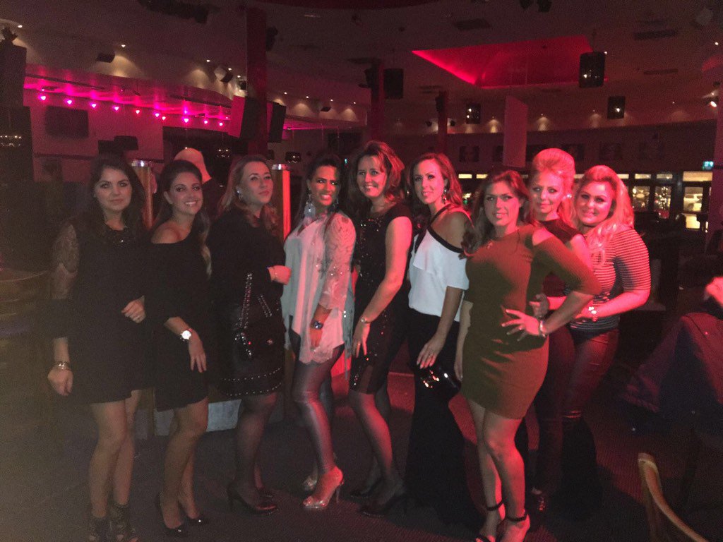 Jrcrickmore's tweet photo. Add a lovely night #Chicagosladysnight💋 https://t.co/JykzomkTmS