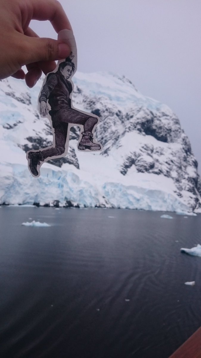 ホログラム を 登る 男 歌詞