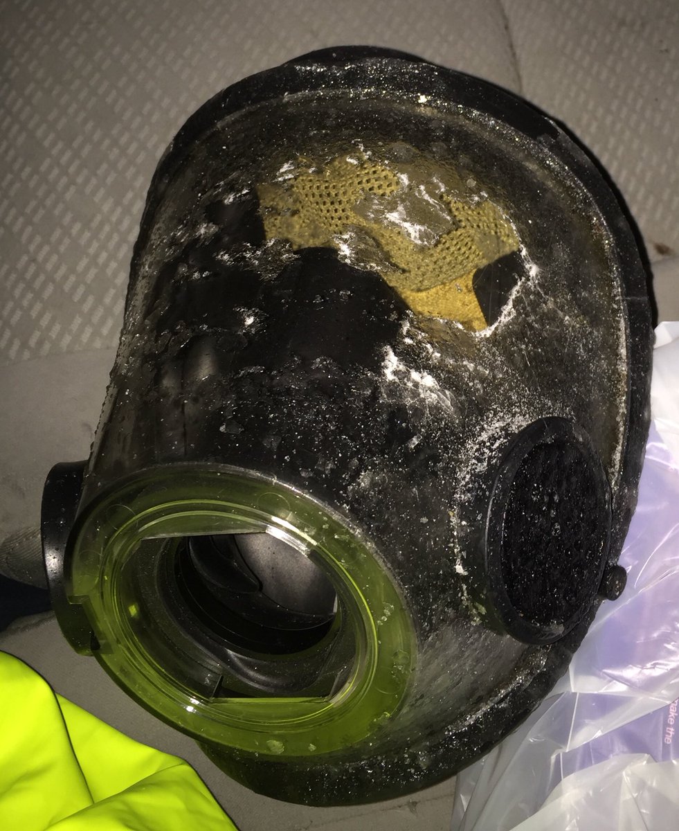 PGFD_Chief's tweet image. NOT a failed face piece...ice... 14° and dropping