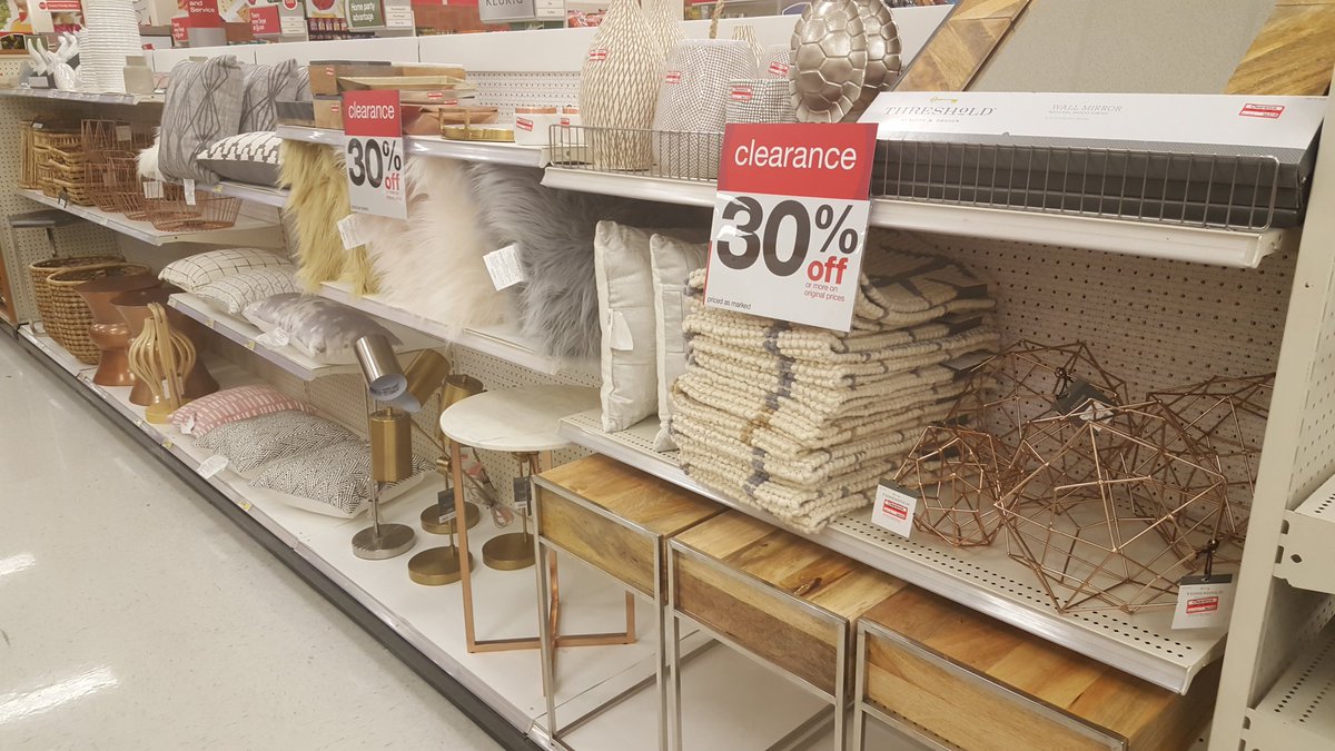 Great night remerchandising at T2337! #gosales <a href="/jkanauss/">jennifer</a>