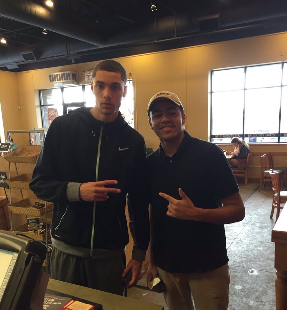 No_AirJordan's tweet image. Don&apos;t ever forget the time I made a bagel for Zach Lavine then euro stepped and jammed it on him. #spriteslam