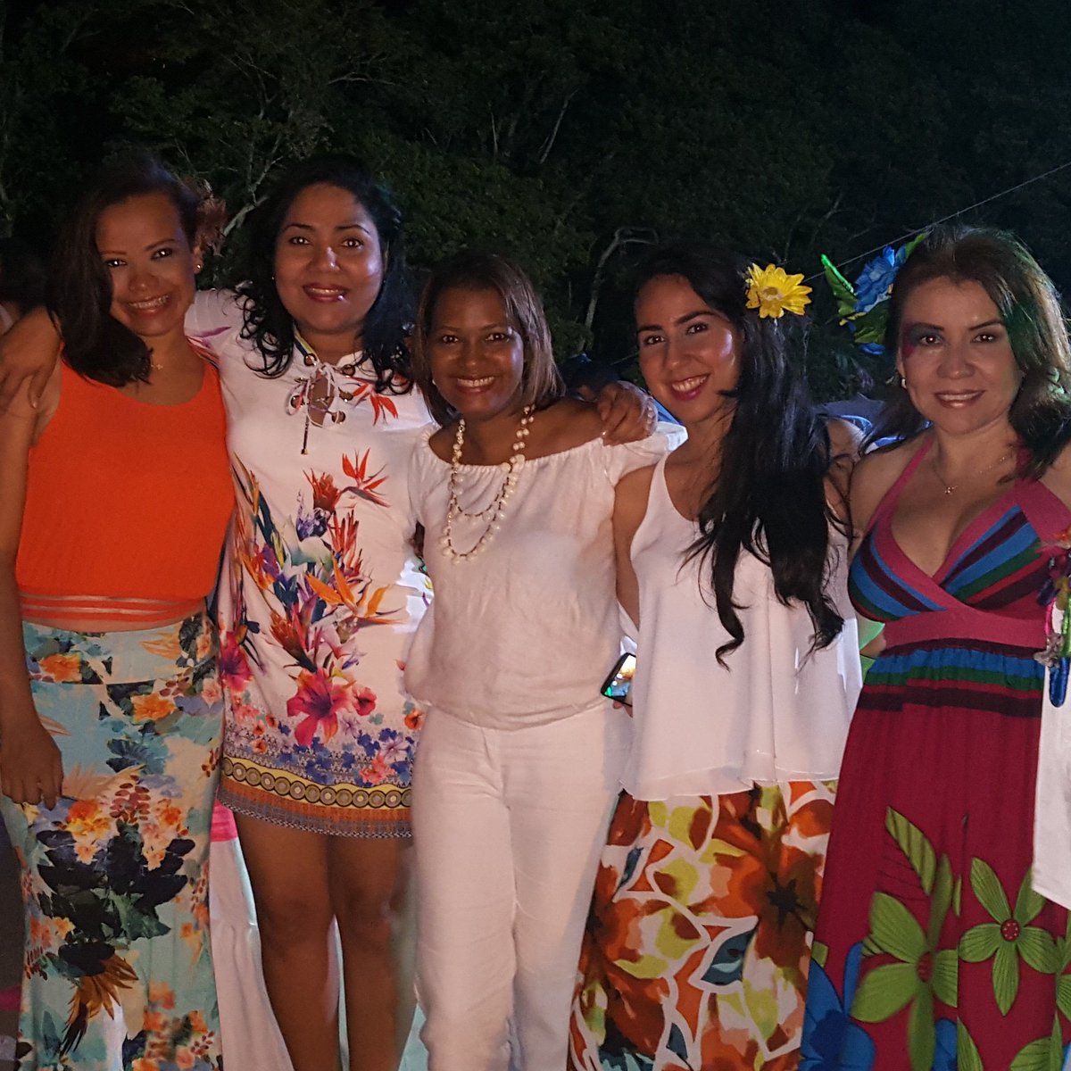 MildrethZapata's tweet photo. Siempre es agradable compartir con ustedes. https://t.co/hUCFKMTy1O