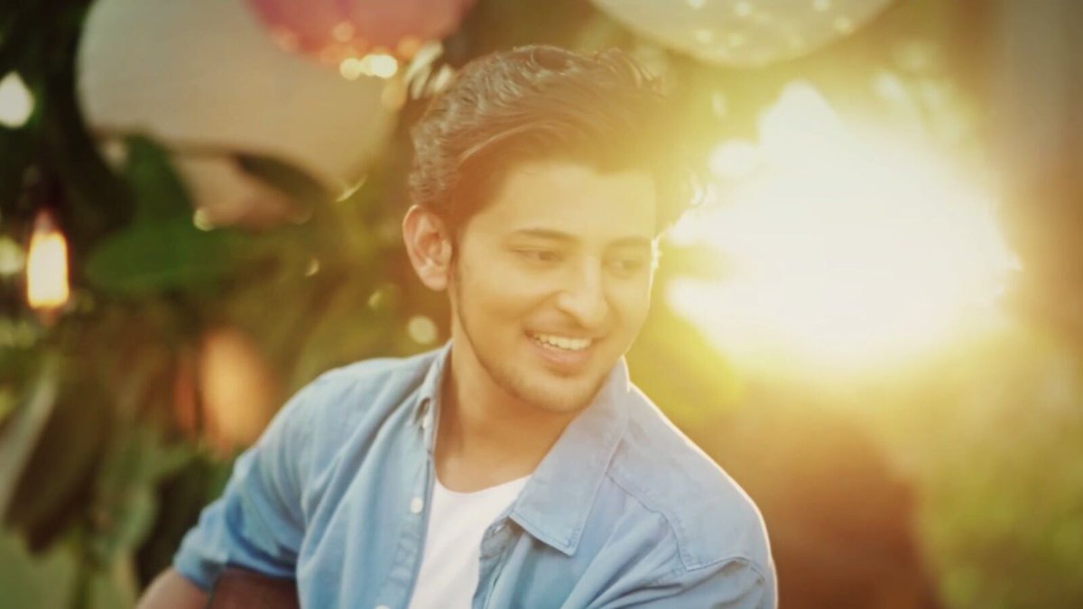 RawMahek's tweet photo. @DarshanRavalDZ Happy Valentines Day❤ TuDuaHai Made this one really special. 
A pure Bliss. THANKYOU🌏❤ #TuDuaHai https://t.co/vbDbicIJBq