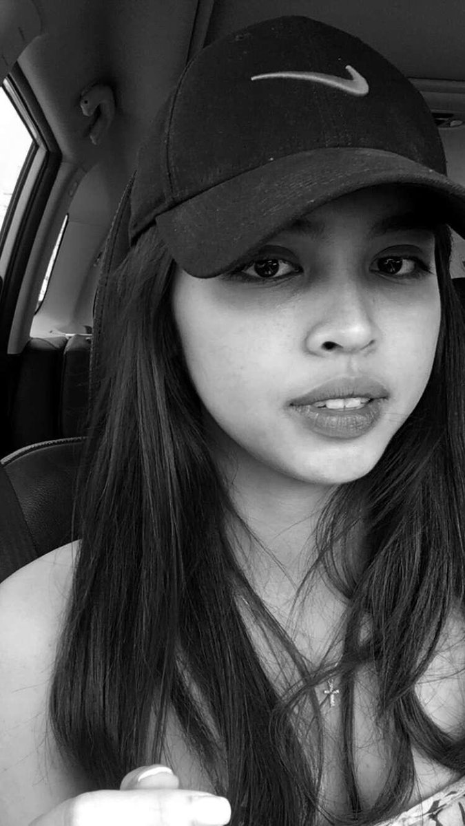 piecesofchi's tweet image. Snappies from M.