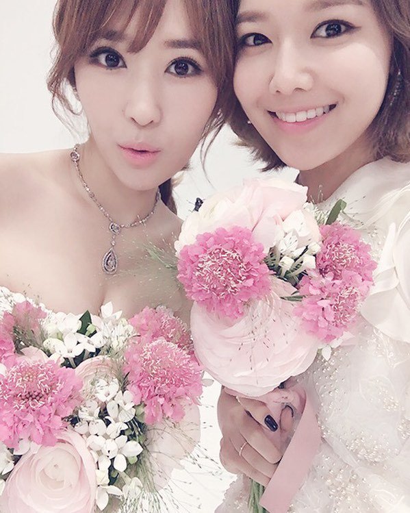 [OTHER][15-02-2014]SooYong tạo tài khoản Instagram và Weibo + Selca mới của cô - Page 11 CbKIXEOWAAAD199