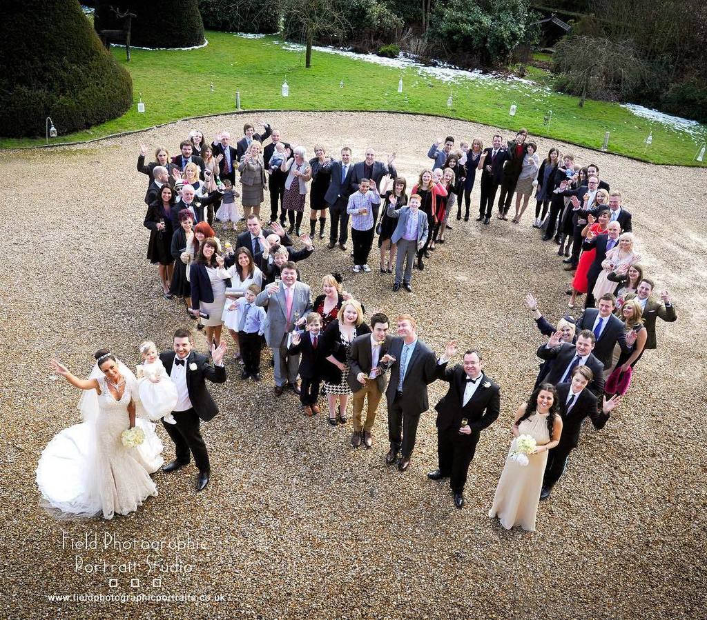 mervspencer's tweet photo. Happy anniversary on #Valentines day #shottlehall #fieldphotographic #heart #anniversary #… https://t.co/Fivn3fiqVH https://t.co/Nv6Eb7Glz4