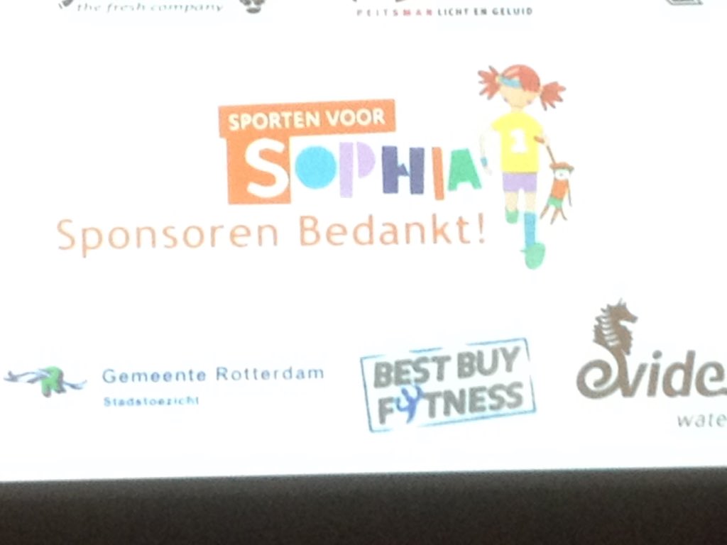 fredkoops's tweet image. Douaneharmonie aanwezig bij Sporten voor Sophia in Topsportcentrum Rotterdam
