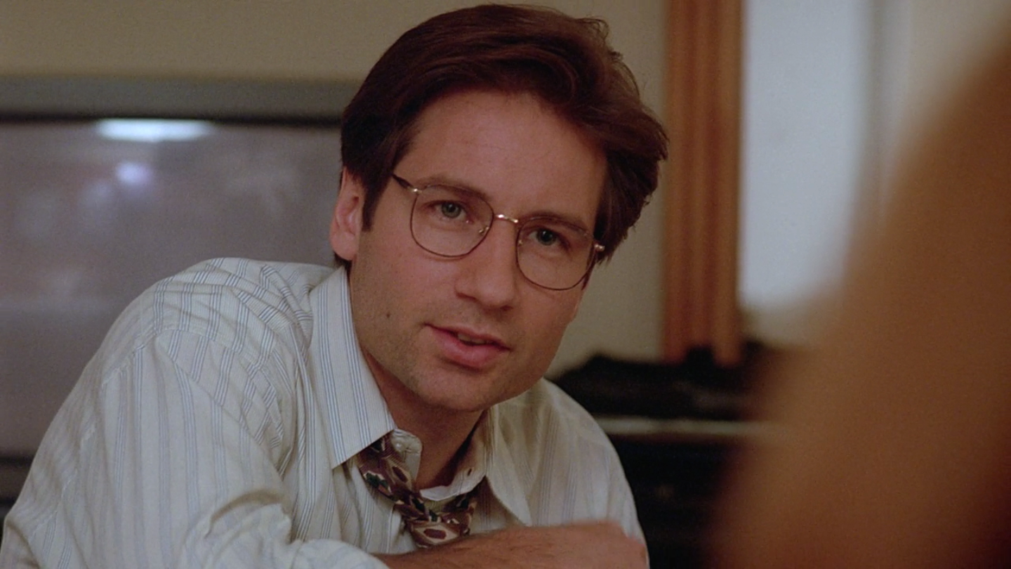 X-Files screencaps on Twitter: "Fox Mulder in S1, E11: Eve https://t.c...