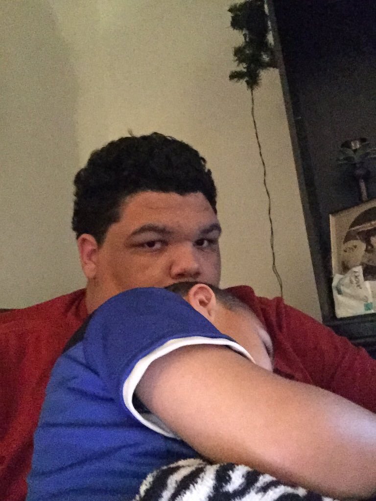 SWOLE_6's tweet image. Damn bro you hungry 😂 @AoZ_Royalz